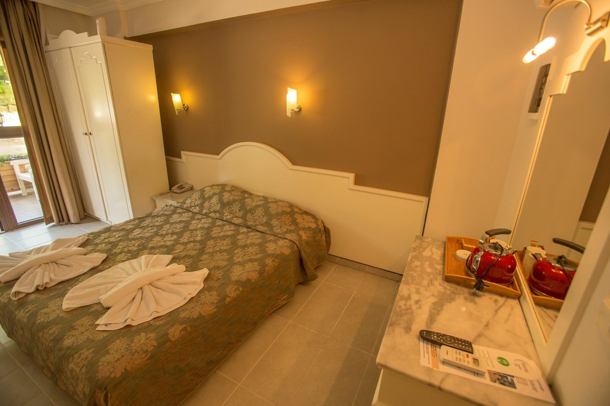 S3 Hotels Orange Öludeniz Exteriör bild