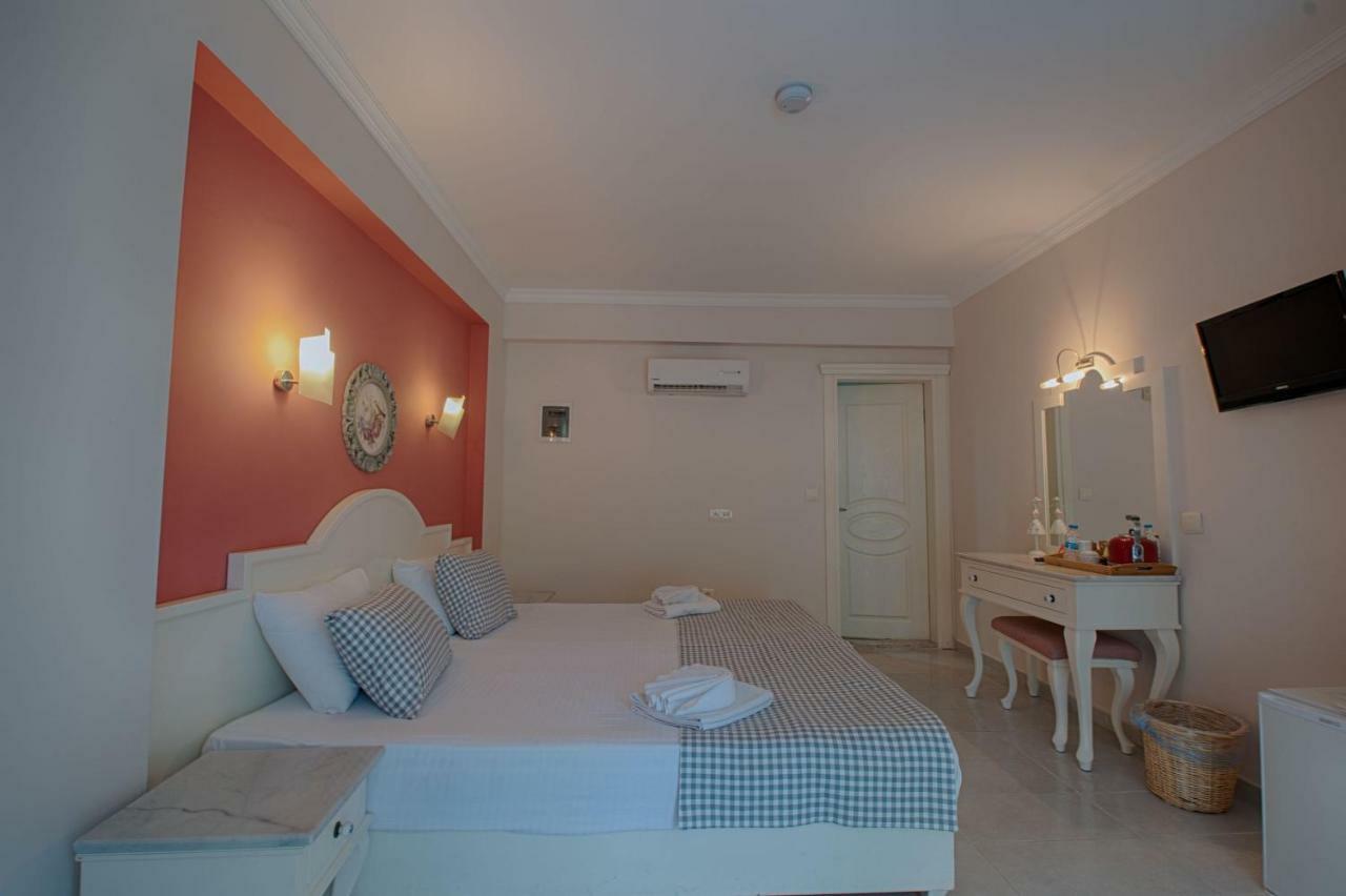 S3 Hotels Orange Öludeniz Exteriör bild